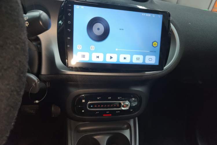 Used smart forfour 2016 1.0L 52 kW Passion Edition