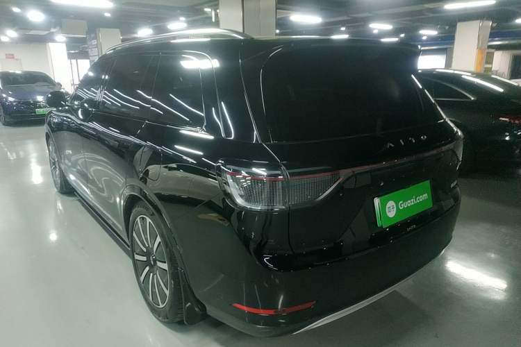 Used Hima AITO M9 2025 Extended-Range Max Version 52 kWh 6-Seater Edition