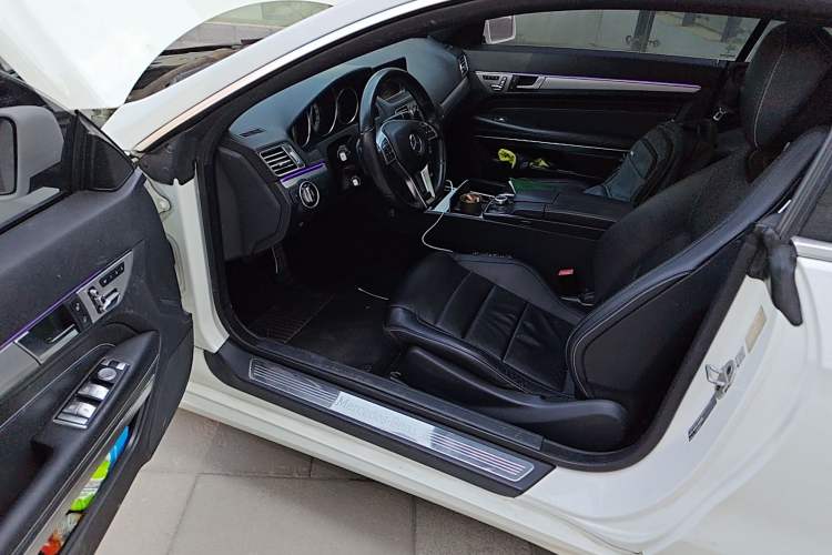 Used Mercedes-Benz E-Class 2016 E 200 Coupe Dynamic Edition