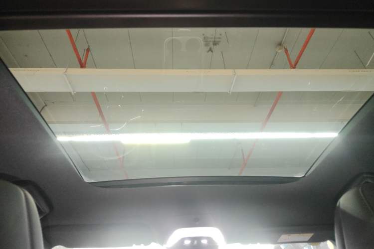 Used VOYAH FREE 2025 318 318 km Rear-Drive Touring Edition Headliner