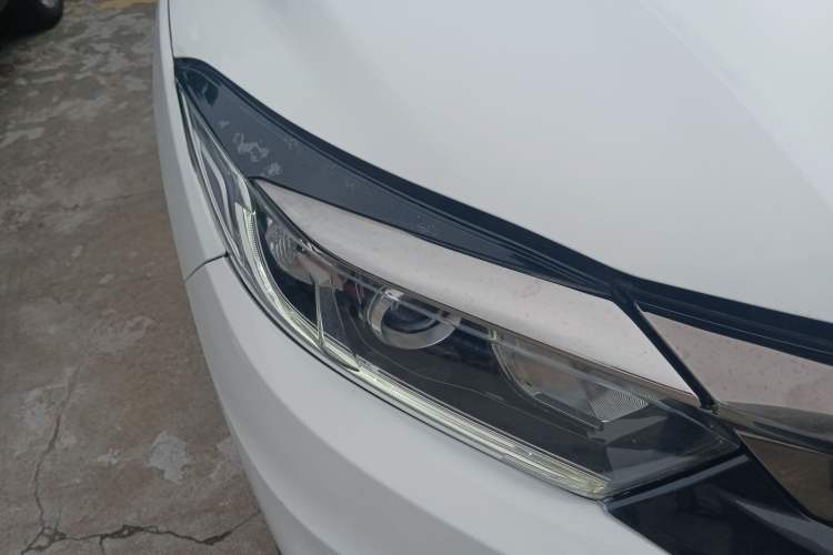 Used Honda Vezel 2020 1.5L CVT Elite Edition Right Front Headlight