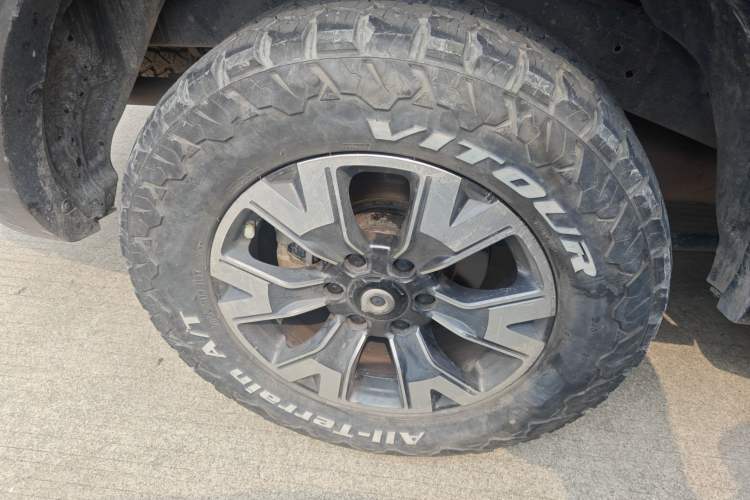 Used Great Wall Poer 2021 2.0T Global Version Automatic Diesel 4x4 Comfort Class Standard Box Trailer Edition GW4D20M
