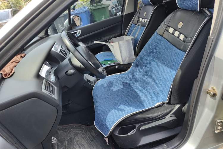 Used Peugeot 307 2013 1.6L Manual CROSS