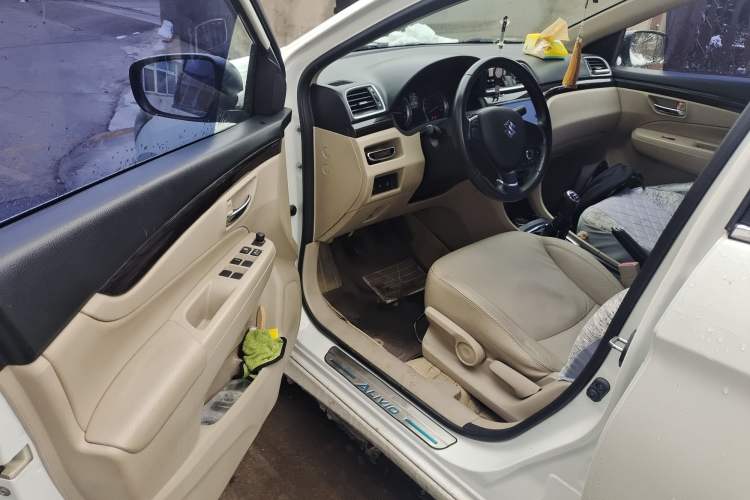 Used Suzuki Alivio 2015 1.6L Manual Enjoyment Model