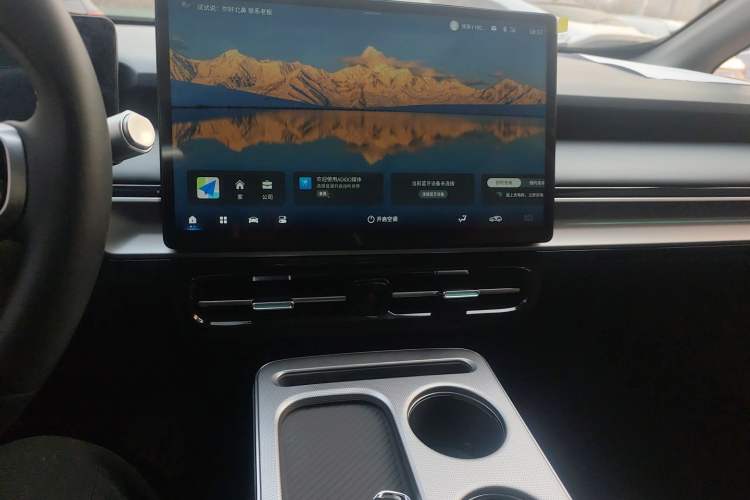 Used AION Y 2023 Plus 510 Smart Edition