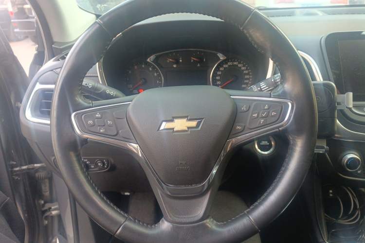 Used Chevrolet Equinox 2018 550T Automatic All-Wheel-Drive Explorer Edition Steering Wheel