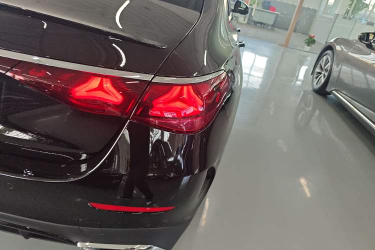 Used Mercedes-Benz E-Class 2024 E 300 Fashion Sport Edition