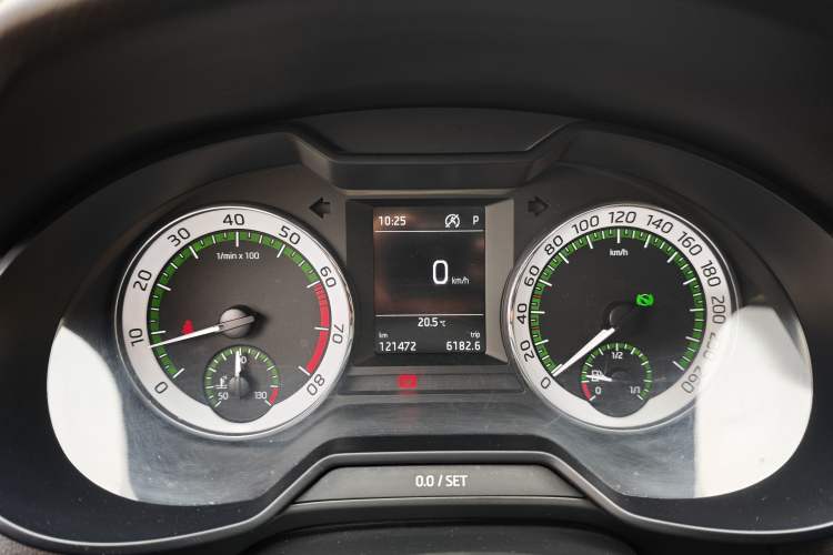 Used Skoda Octavia 2018 TSI230 DSG Luxury Edition Instrument Cluster