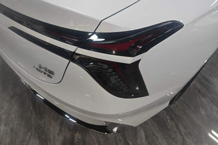Used Hongqi H6 2024 2.0T ZhiMei Edition Exterior 3