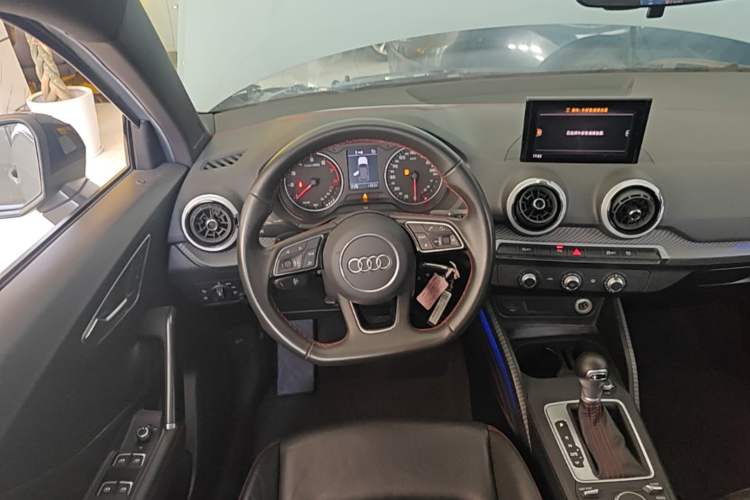 Used Audi Q2L 2022 35 TFSI Progressive Dynamic Edition
