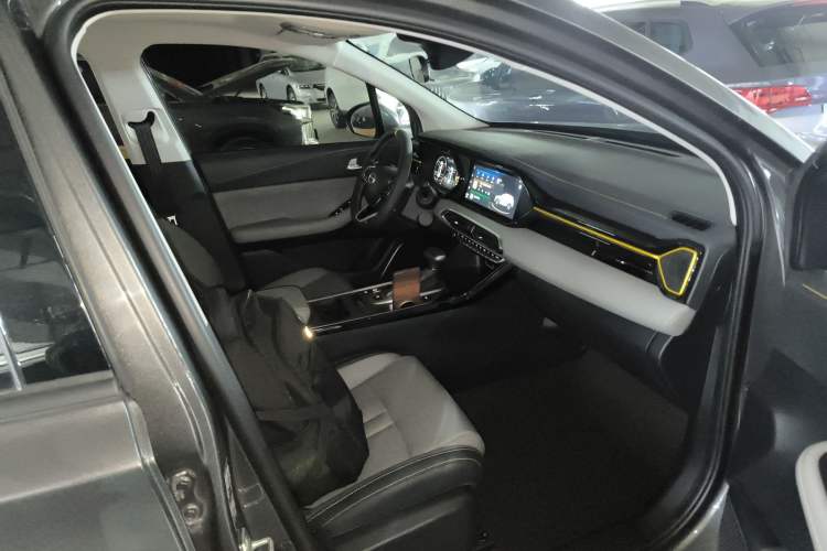 Used GAC Trumpchi GS4 2022 270T Automatic Smart Drive Technology Edition (Upgraded Version) Right Front Seat