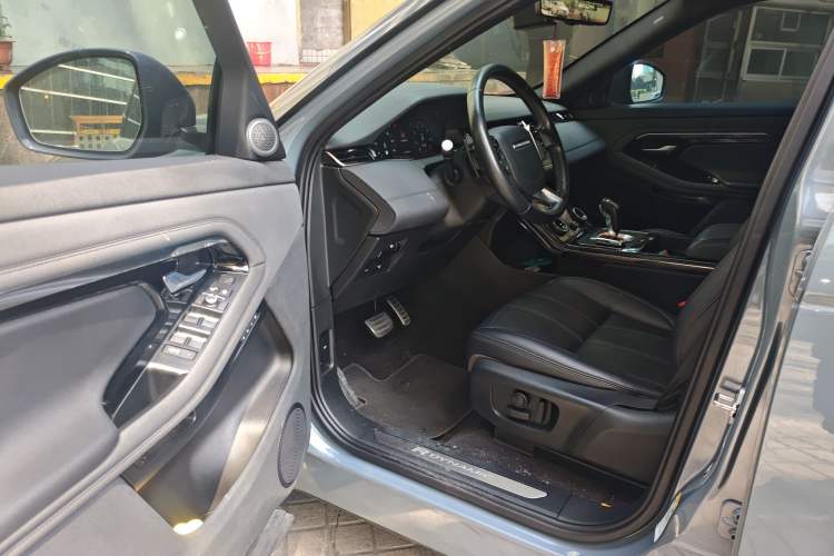 Used Land Rover Range Rover Evoque 2020 249 PS R-DYNAMIC SE Sport Technology Edition