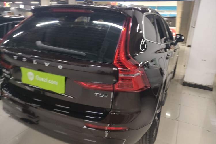 Used Volvo XC60 2019 T5 4x4 Zhiyuan Edition China VI Standard Rear Right 45 Deg