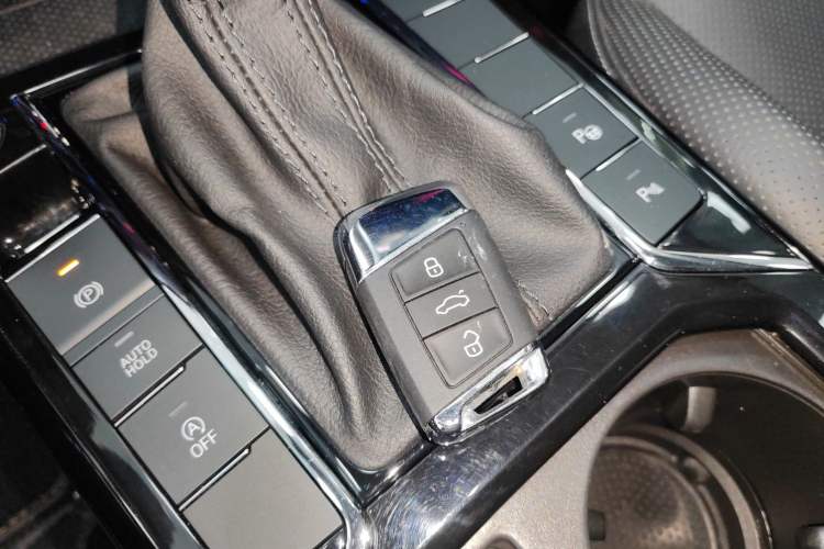 Used Volkswagen Passat 2022 330TSI Luxury Edition