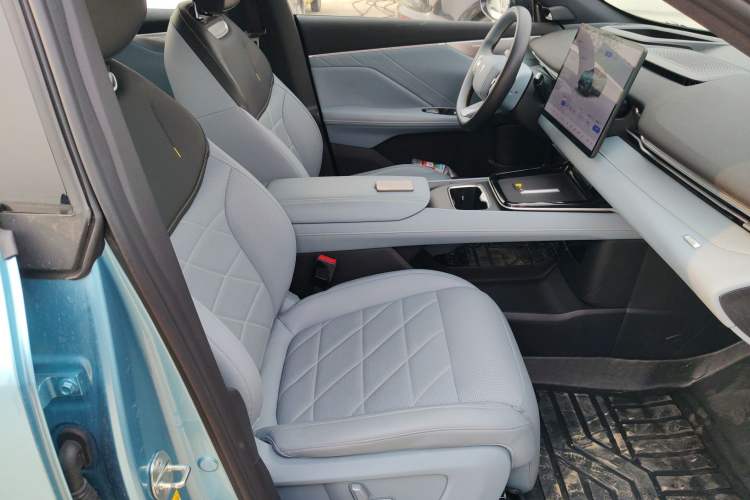 Used Deepal S05 2024 510 Ultra Pure Electric Version Right Front Seat