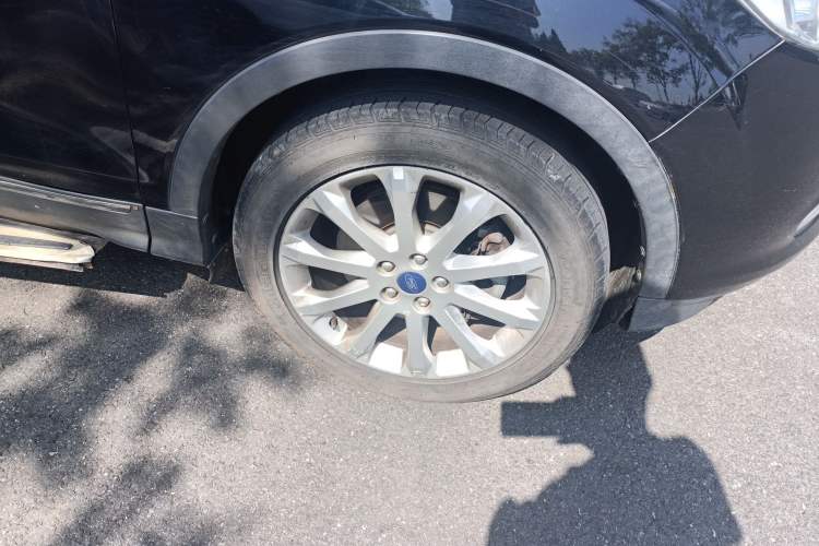 Used Ford Kuga 2015 1.5L GTDi Four-Wheel-Drive Elite Model
