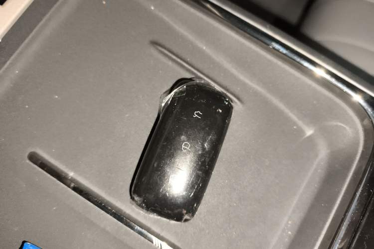 Used Geely Galaxy Galaxy 8 2025 130km EM-i Prestige Edition
