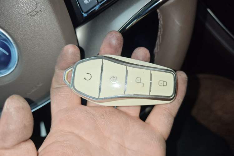 Used BYD Han 2023 EV Champion Edition 506KM Front-Wheel-Drive Premium Model
