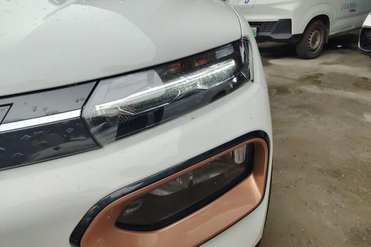 Used Dongfeng NAMMI BOX 2022 Chasing Wind Edition 331 km Standard Model Left Front Headlight