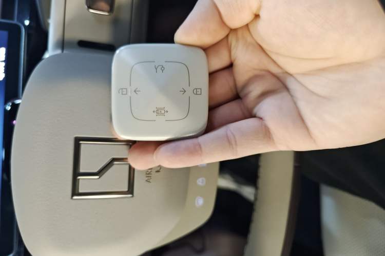 Used Zeekr X 2025 Four-Seater Rear-Drive Cube Version
