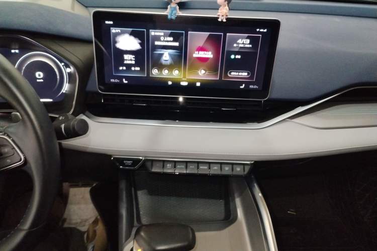 Used Geely Auto Preface 2021 Revised Version 2.0TD Luxury Edition Audio And AC Panel