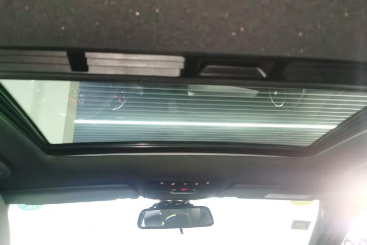 Used Mercedes-Benz C-Class 2017 C 200 Sport Edition Headliner