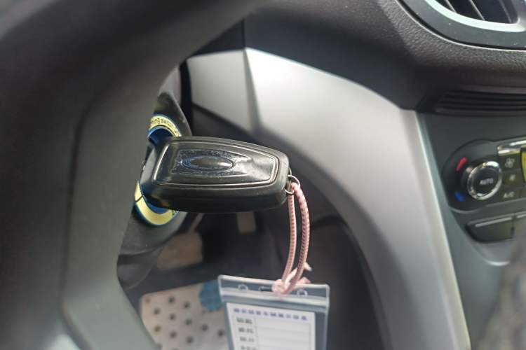 Used Ford Kuga 2015 1.5L GTDi Two-Wheel Drive Fashion Edition
