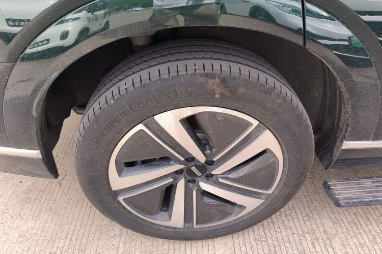 Used Wey Lanshan 2025 Four-Wheel Drive Max
