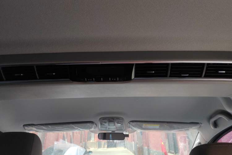 Used JAC Refine M4 2021 2.0L Manual Commercial Edition Headliner