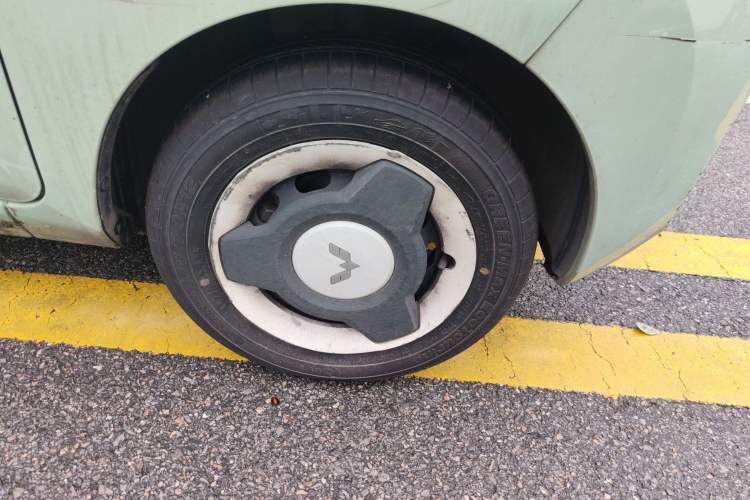 Used Wuling Hongguang MINIEV 2022 Macaron Fashion Model Lithium Iron Phosphate
