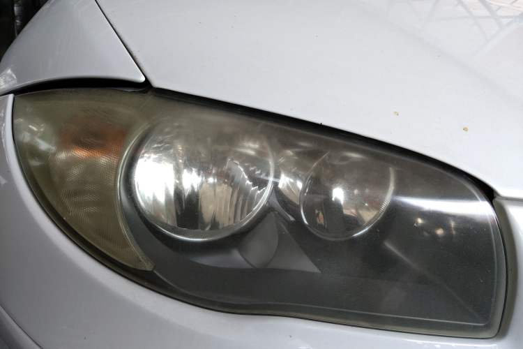 Used BMW 1 Series 2008 120i automatic transmission Right Front Headlight