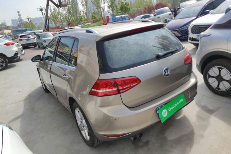 Used Volkswagen Golf 2015 1.4TSI Automatic Luxury Model Rear Left 45 Deg