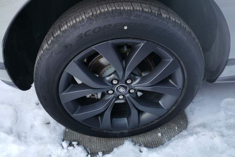 Used Land Rover Range Rover Evoque 2022 Aurora L 249 PS R-Dynamic Collins Antique Bronze Special Edition