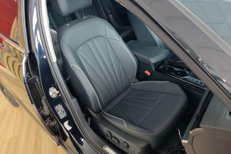 Used Volkswagen Passat 2024 380TSI Starry Luxury Edition