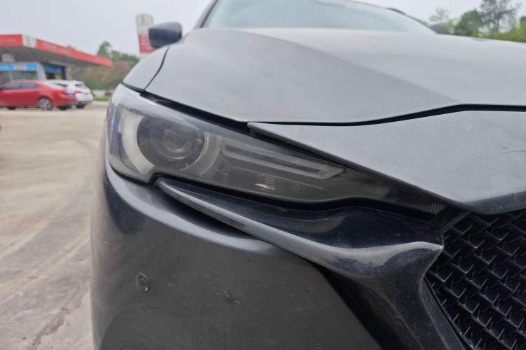 Used Mazda CX-5 2021 2.0L Automatic Two-Wheel Drive Black Knight Right Front Headlight