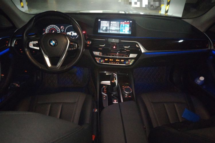 Used BMW 5 Series 2018 525Li Luxury Package Center Console