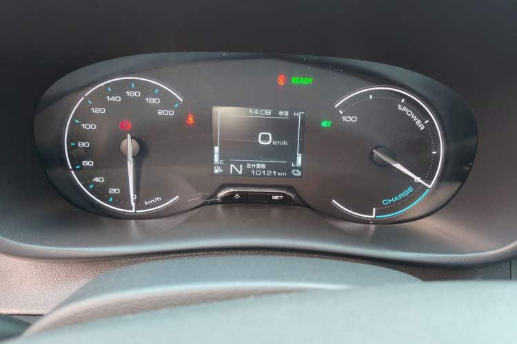 Used Wuling Hongguang New Energy 2025 Extended-Range Hybrid 50 km Standard Version