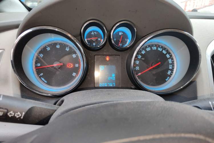 Used Buick GT 2013 XT 1.6L Automatic Fashion Edition