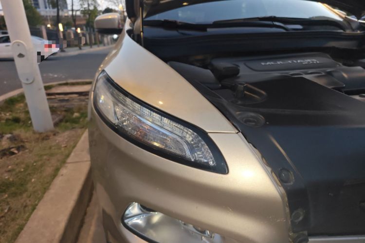 Used Jeep Cherokee 2014 2.4L Luxury Edition