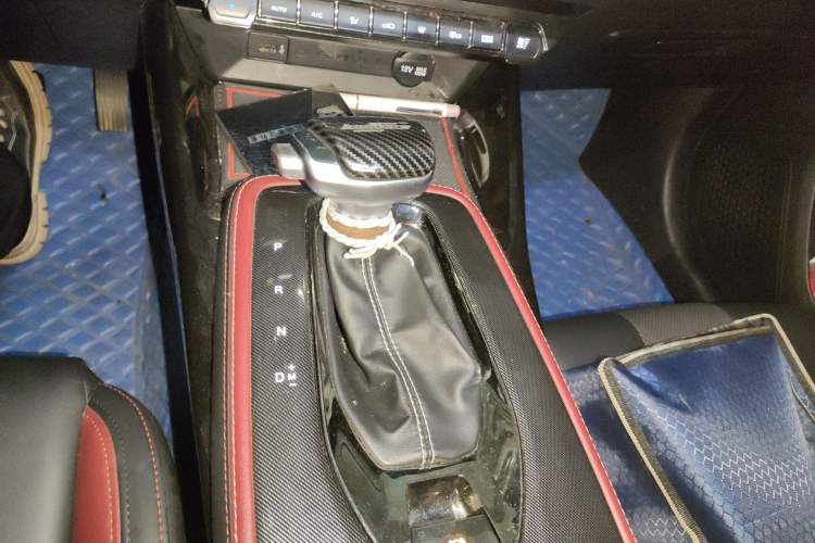 Used CHANGAN OSHAN X5 2021 1.5T DCT Flagship Edition Gear Lever