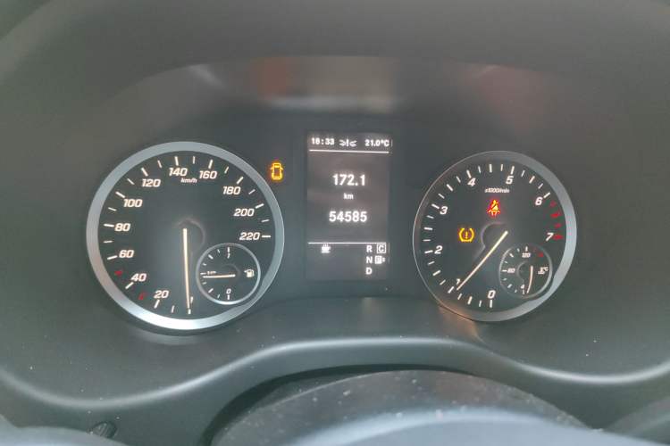 Used Mercedes-Benz Vito 2021 2.0T Business Version 7 Seats