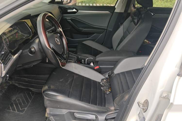 Used Volkswagen Sagitar 2019 280TSI DSG Comfort Version China VI Standard Left Front Seat