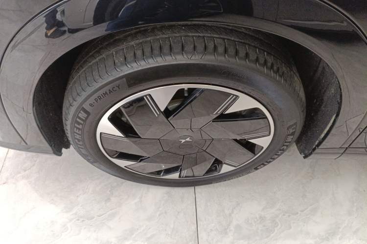 Used XPeng X9 2024 702 Ultra-Long Range Max
