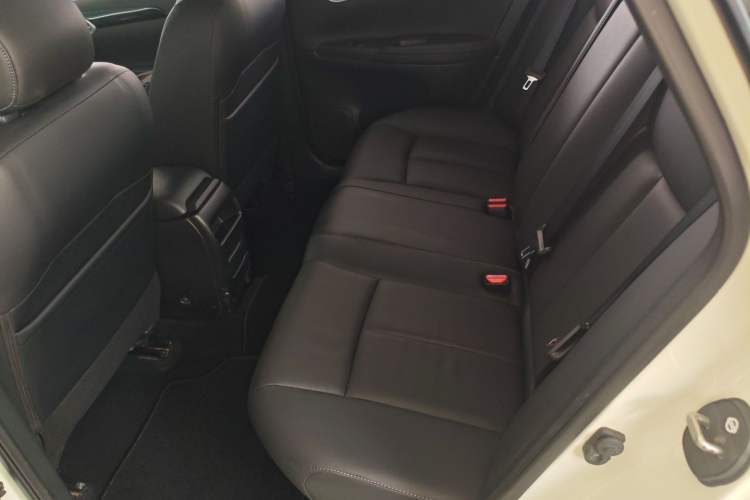 Used Nissan Sylphy 2019 1.6XV CVT Smart Connect Luxury Edition China VI Standard
