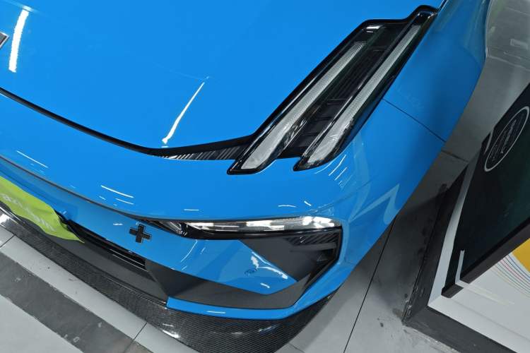 Used Lynk & Co 03 2023 03+ TCR Cyan Front-Wheel-Drive Version
