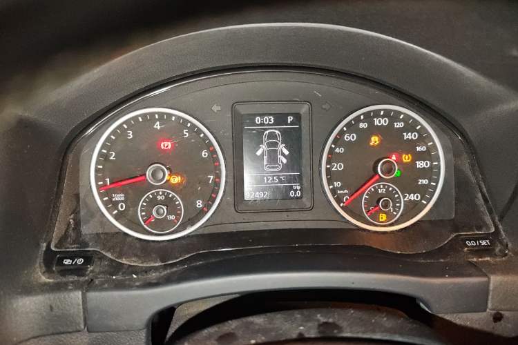 Used Volkswagen Tiguan L 2015 1.8TSI Automatic All-Wheel Drive Style Vision Edition
