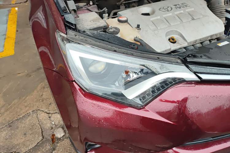 Used Toyota RAV4 2016 2.0L CVT Two-Wheel Drive Urban Edition China V Standard