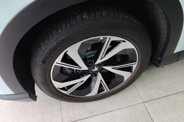 Used ARCFOX Alpha T5 2024 520 MAX Left Front Wheel Hub