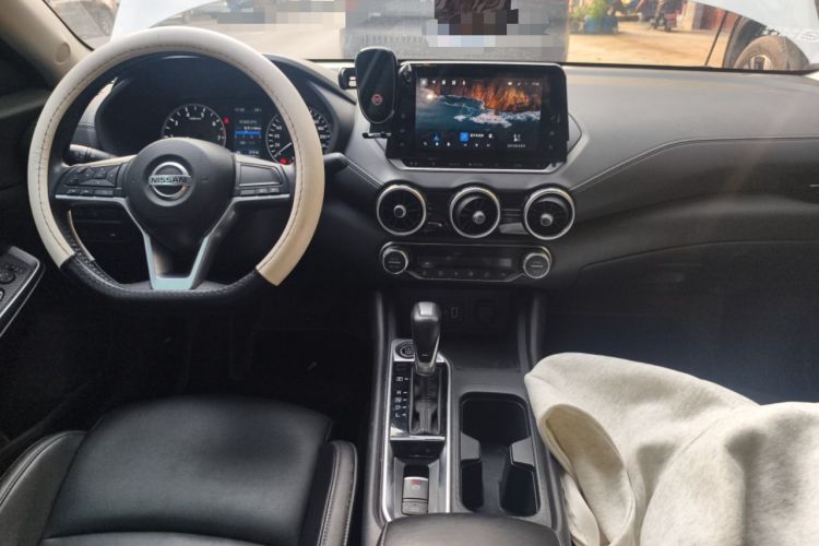 Used Nissan Sylphy 2022 1.6L XL CVT Enjoyment Edition Center Console