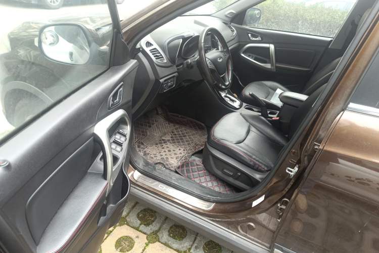 Used Chery Tiggo 5 2014 2.0L CVT Family Deluxe Edition